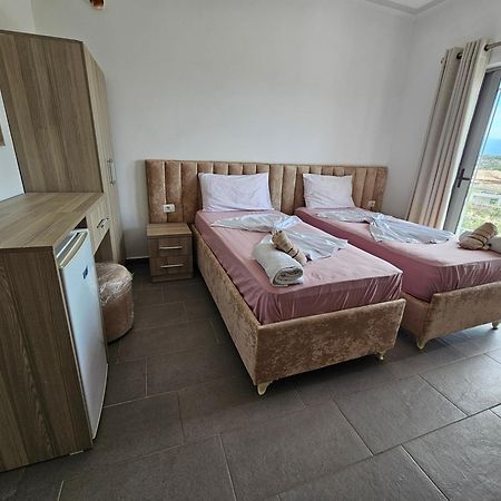 Hotel Irini Sarande Exterior photo