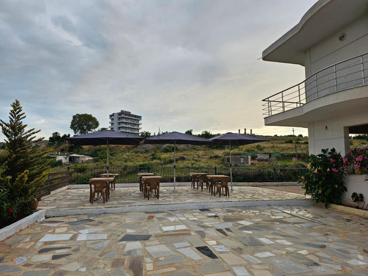 Hotel Irini Sarande Exterior photo