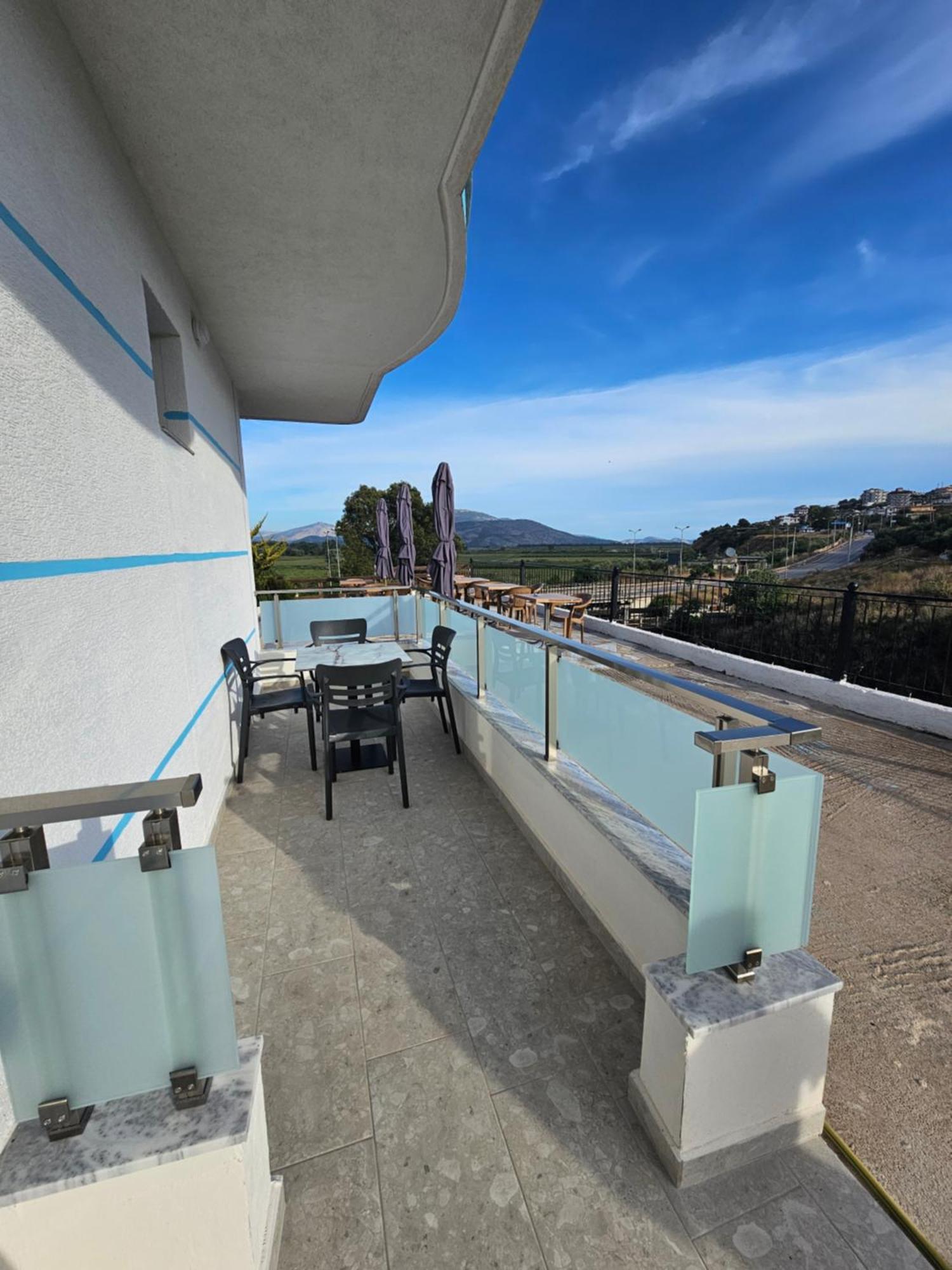 Hotel Irini Sarande Exterior photo