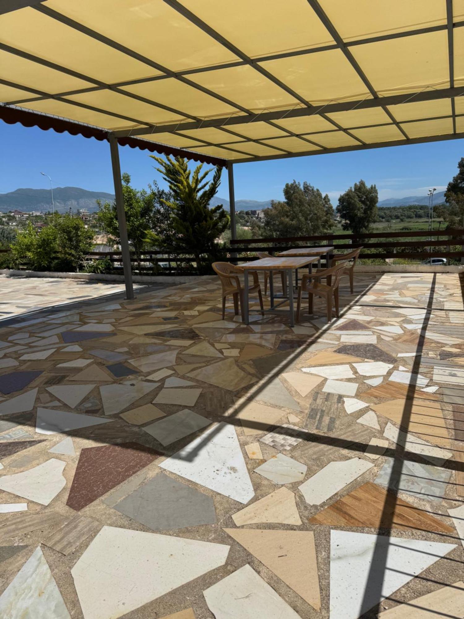 Hotel Irini Sarande Exterior photo