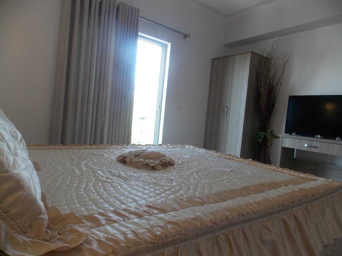 Hotel Irini Sarande Exterior photo