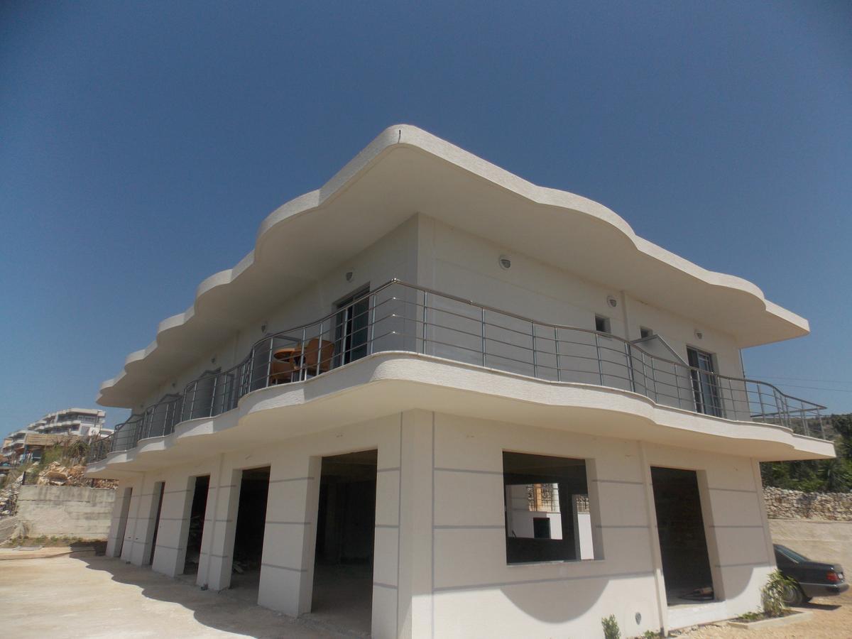 Hotel Irini Sarande Exterior photo